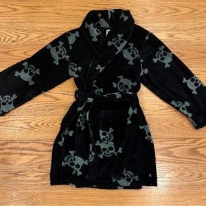 Kids Black Skull Bathrobe, Size Medium